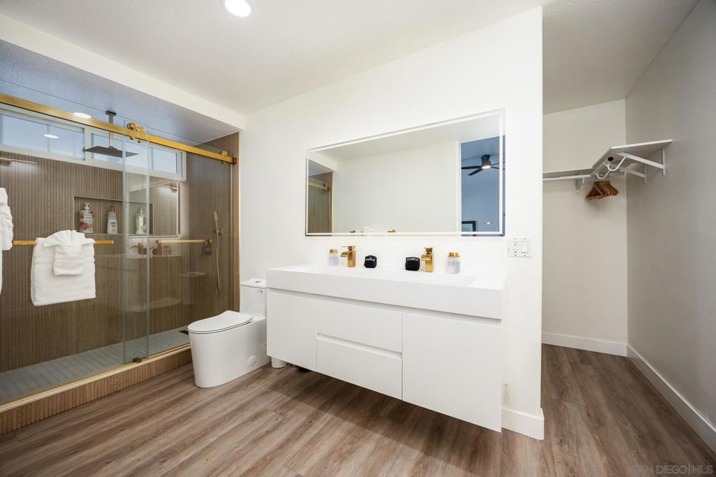 Del Cerro - Residential