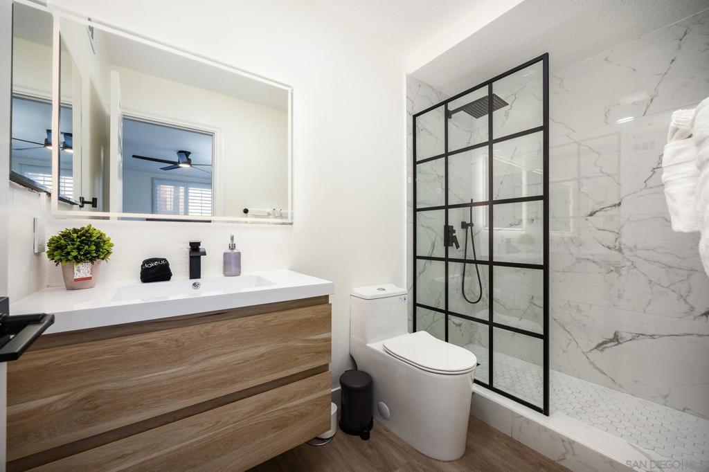 Del Cerro - Residential