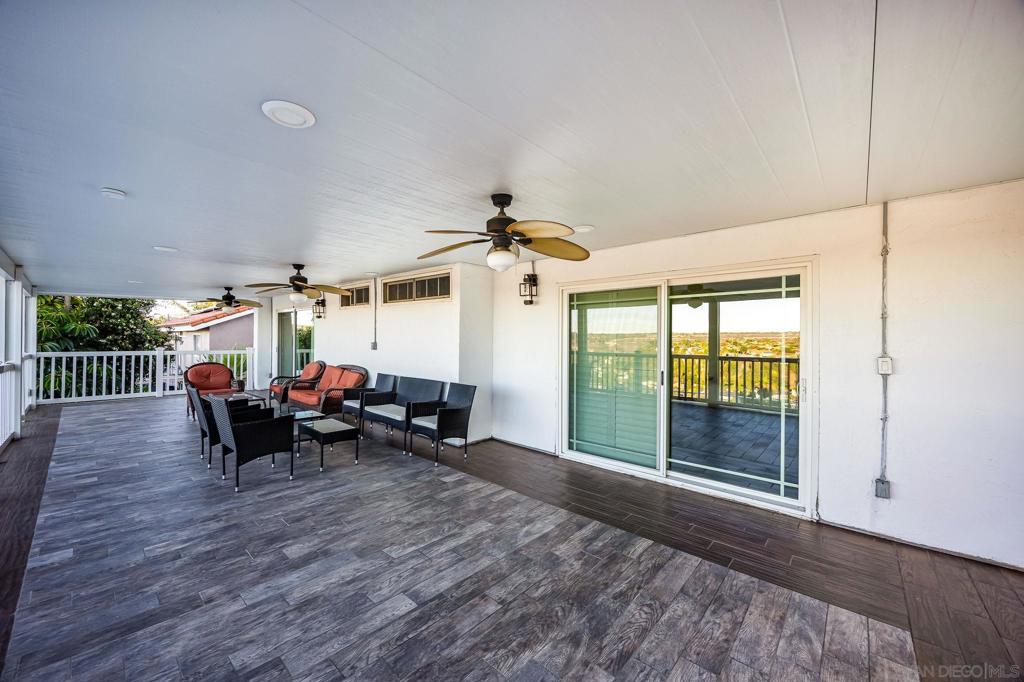 Del Cerro - Residential