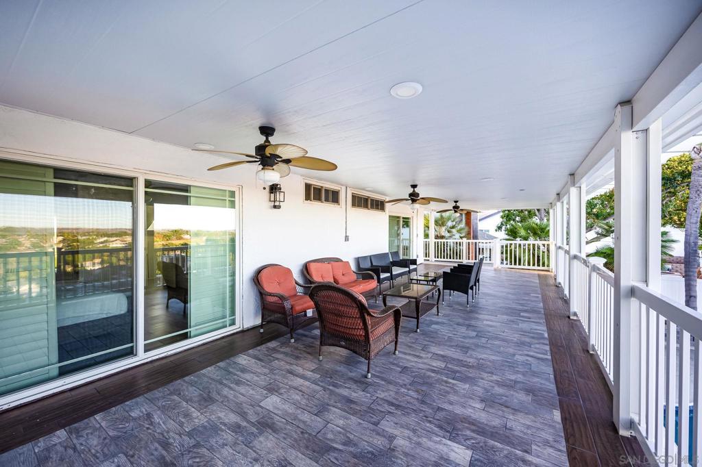 Del Cerro - Residential