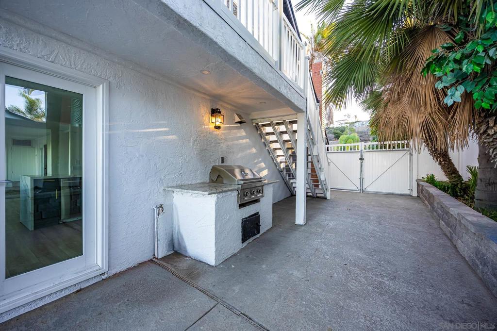 Del Cerro - Residential