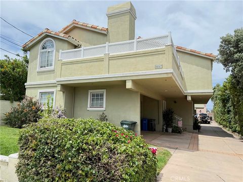 Photo of 2217 Rockefeller Ln #C, Redondo Beach, CA 90278 (MLS # ND26007378)