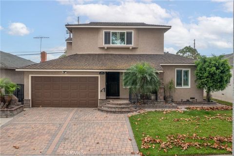 4160 Conquista Ave Lakewood CA 90713