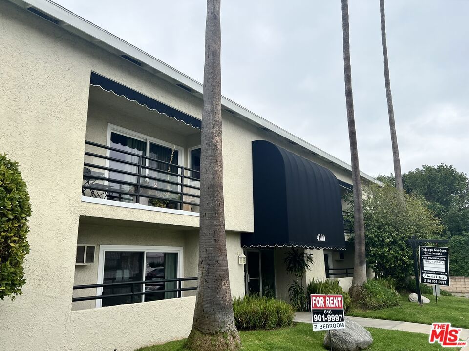 4300 Tujunga Avenue