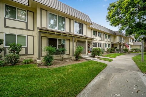 Photo of 4046 Via Encinas, Cypress, CA 90630 (MLS # PW25240370)