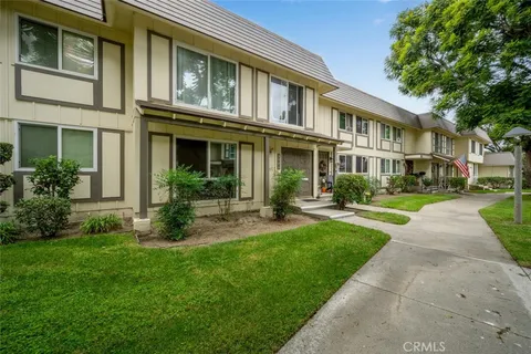 4046 Via Encinas, Cypress, CA 90630 - MLS#: PW25240370