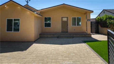 Photo of 13712 Community ST, Panorama City, CA 91402 (MLS # GD26216237)