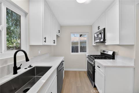 Tiny photo for 531 S Thompson Street, Hemet, CA 92543 (MLS # SW26168683)
