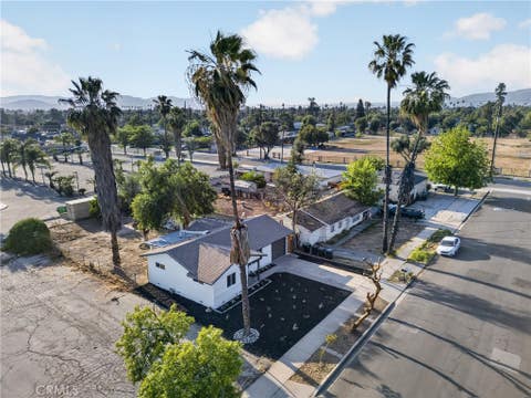 Tiny photo for 531 S Thompson Street, Hemet, CA 92543 (MLS # SW26168683)