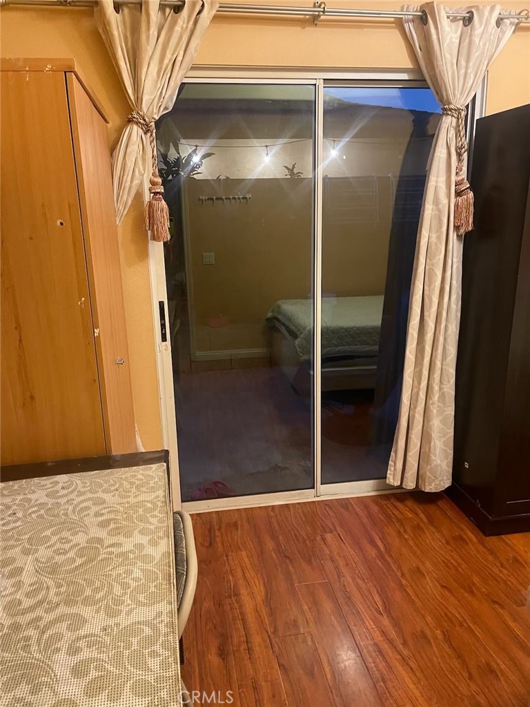 1918 Denton Avenue E