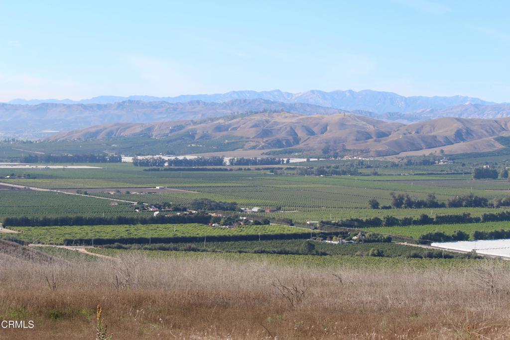 1672 E Los Angeles Avenue