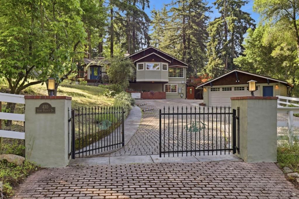 Photo of 430 SAINT FRANCIS Drive, Boulder Creek, CA 95006 (MLS # ML82045321)