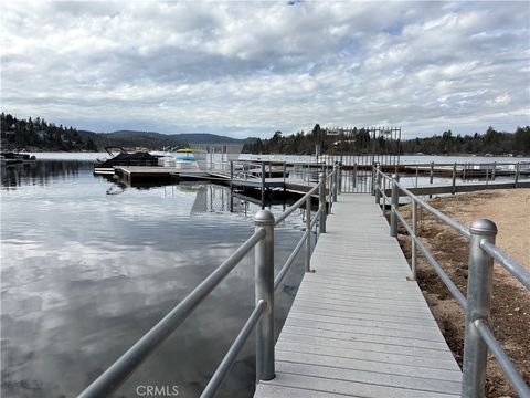 Photo of 0 Highway 173, Lake Arrowhead, CA 92352 (MLS # IG26017409)