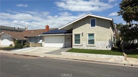 Photo of 4473 Dogwood Ave AVE, Seal Beach, CA 90740 (MLS # PW26205550)