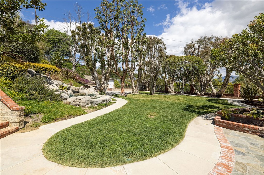25611 Rangewood Road