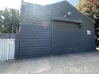 Excellent opportunity to own a special-use commercial property with income-generating potential. Currently operating as an auto repair shop, this 1,323 sq ft warehouse sits on a 3,600 sq ft lot, offering exceptional flexibility for investors, mechanics, or entrepreneurs looking for a turnkey operation or customizable space. A spacious warehouse with high ceilings and open floor space for vehicle service or equipment storage Generous parking space in the rear and interior, ideal for customer vehicles, work trucks, or additional storage Zoned for special commercial use, making it suitable for a variety of industrial, mechanical, or automotive businesses Potential for owner-occupancy, leasing, or expansion of services Whether you're an owner-operator seeking a functional workspace or an investor looking to capitalize on a steady revenue stream, this property delivers versatility and strong upside potential. Don’t miss out on this rare opportunity to acquire a prime warehouse in a high-demand commercial corridor.