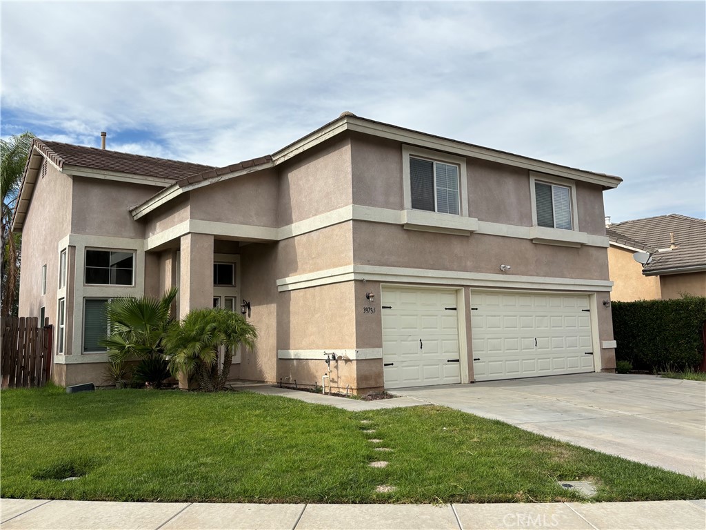 This lovely 4-bedroom, 3-bathroom home with a 3-car attached garage is located in the gated community of Arbor Walk in Old School House. High vaulted ceilings in living room with lots of windows. Formal dining room. The family room is spacious with a cozy stone-faced fireplace and a bonus flex space for an office or den. Open Kitchen with granite countertops, a functional island and large pantry. This great family home features a relaxing master suite and a walk-in closet. Upstairs also includes additional three bedrooms, two full bathrooms and a huge bonus room. Near restaurants, shopping and close to freeway access. The landlord would like to credit a half month rent to the new tenant for moving.