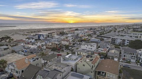 Photo of 124 San Clemente Avenue, Oxnard, CA 93035 (MLS # V1-31221) Photo of 124 San Clemente Avenue, Oxnard, CA 93035 (MLS # V1-31221)