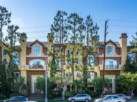 Photo of 7033 La Tijera BLVD, Los Angeles, CA 90045 (MLS # PW26192763)