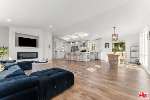 Photo of 29500 Heathercliff Road #70, Malibu, CA 90265 (MLS # 26661013)