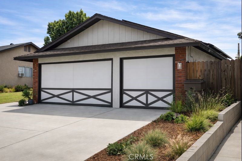 24927 Camino De Oro