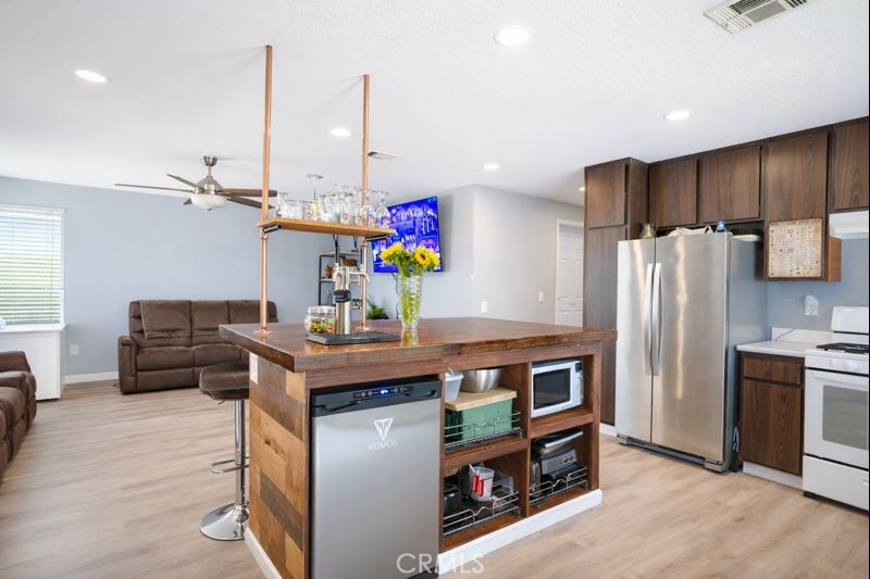 24927 Camino De Oro