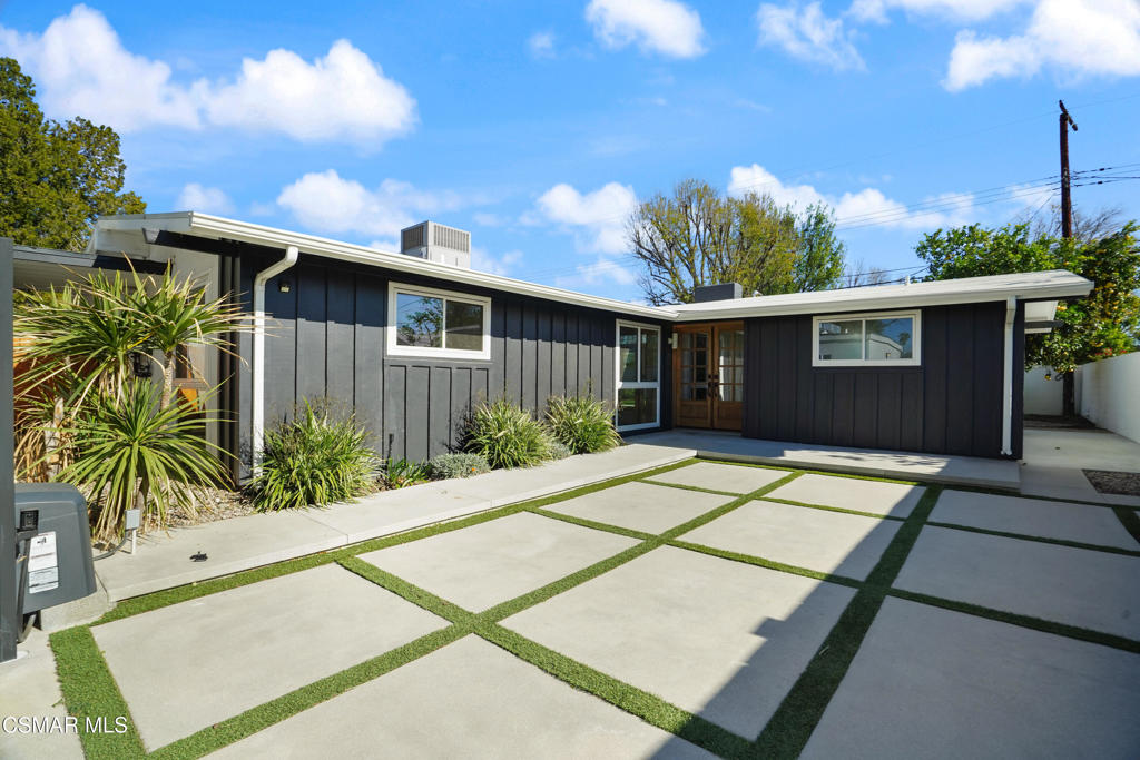 Welcome to this beautifully renovated 4-bedroom, 2-bathroom home, nestled in the desirable neighborhood of West Hills, CA. This bright and airy residence offers the perfect combination of modern updates and comfort, making it an ideal space to enjoy and entertain.As you step inside, you'll be greeted by an open, light-filled floor plan with spacious living areas and fresh finishes throughout. The recently updated kitchen boasts sleek countertops, stainless steel appliances including a new refrigerator, washer and dryer. The backyard is a standout feature, with a low-maintenance, drought-tolerant landscape designed for easy care. Fruit trees add beauty and shade, while the firepit area creates the ideal space to enjoy Southern California evenings. The entire property is fully enclosed with an automatic gate for privacy and security.This home offers a great balance of comfort, style, and convenience in one of West Hills' most sought-after locations, with easy access to Topanga Village, Westfield mall, schools, and major freeways.