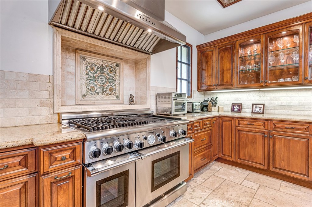 Shady Canyon Custom (SHDC) - Residential