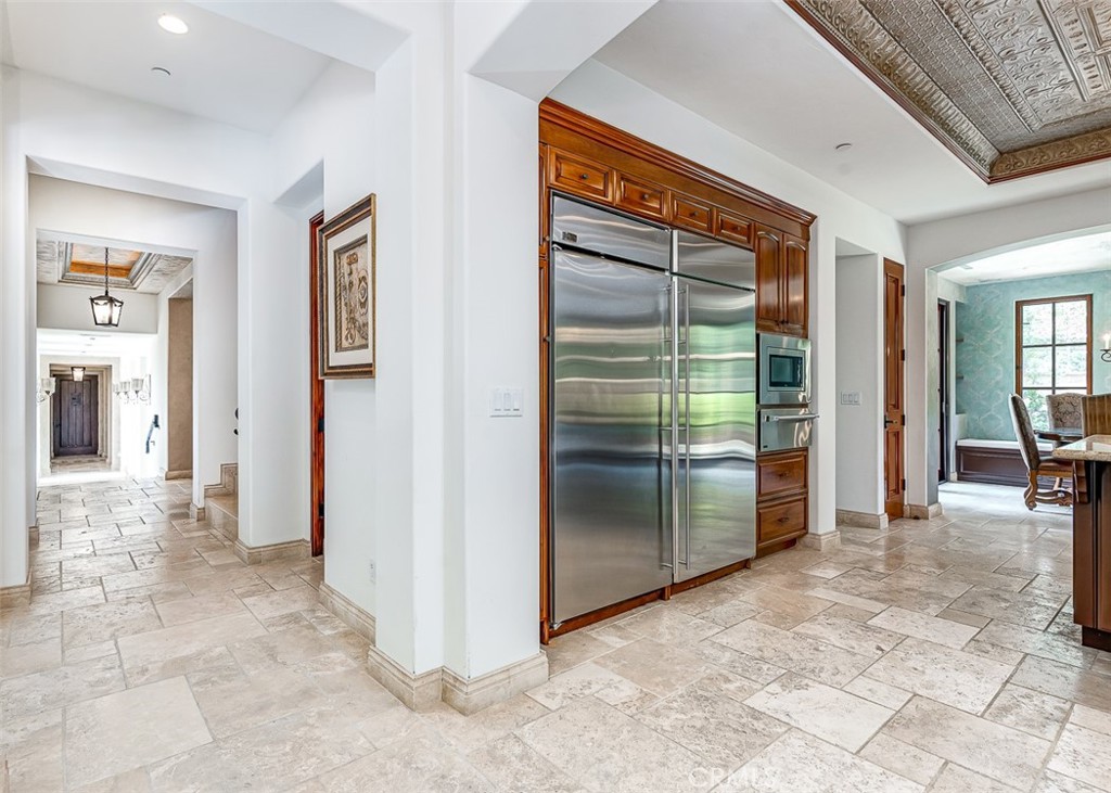 Shady Canyon Custom (SHDC) - Residential