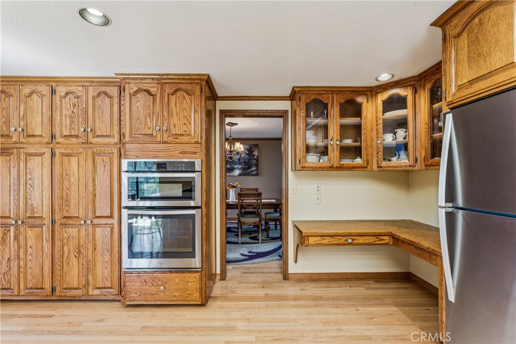 Lake Arrowhead, California, 92352, United States, 4 Bedrooms Bedrooms, ,4 BathroomsBathrooms,Residential,Active,2022363