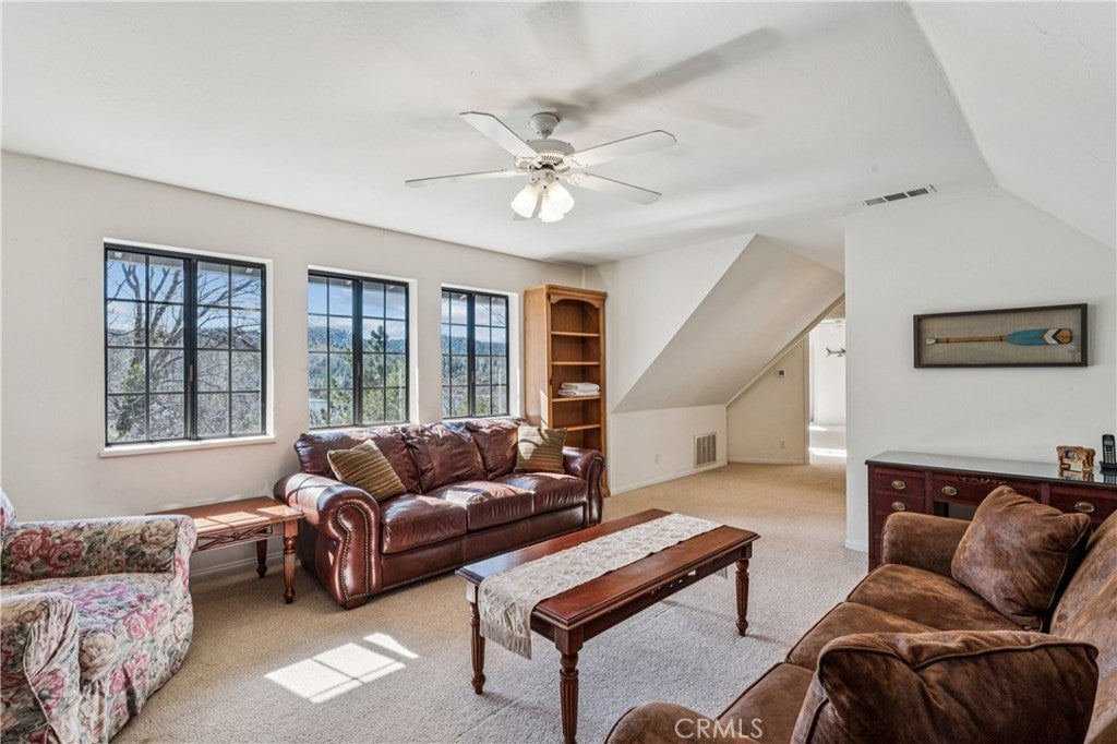 Lake Arrowhead, California, 92352, United States, 4 Bedrooms Bedrooms, ,4 BathroomsBathrooms,Residential,Active,2022363