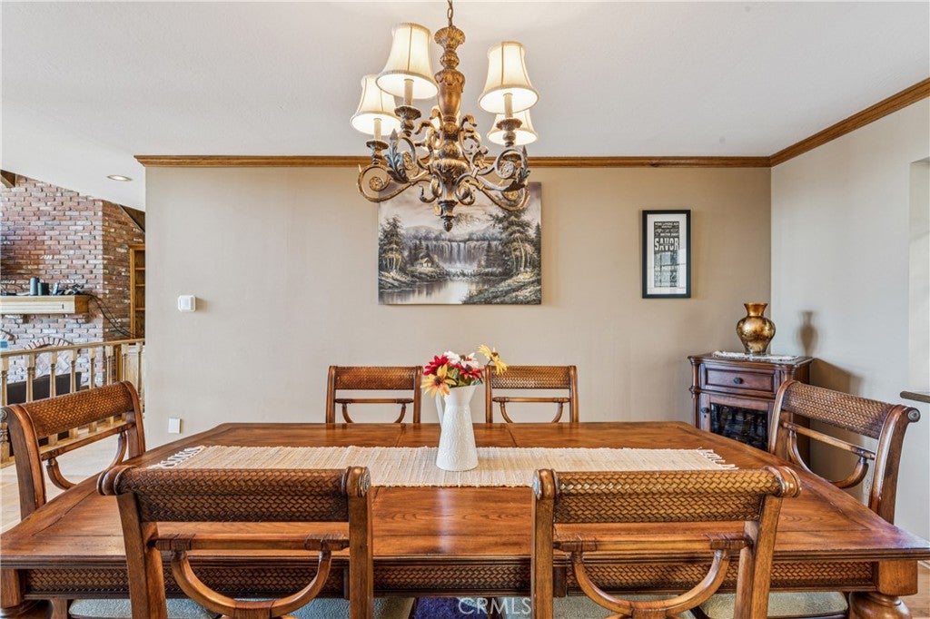 Lake Arrowhead, California, 92352, United States, 4 Bedrooms Bedrooms, ,4 BathroomsBathrooms,Residential,Active,2022363