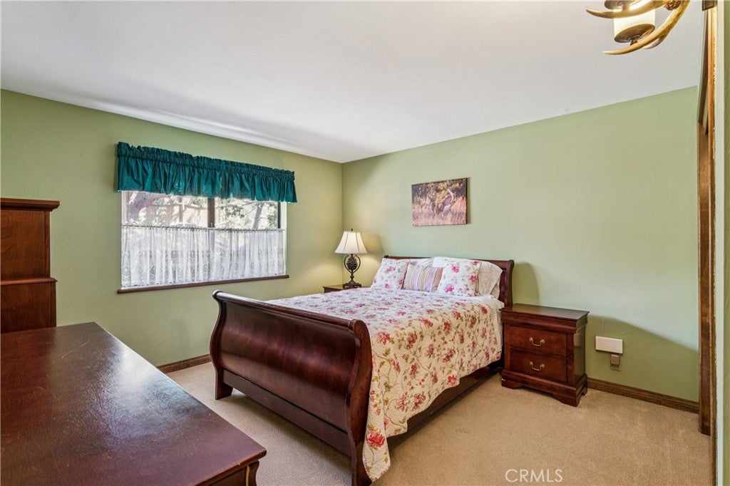Lake Arrowhead, California, 92352, United States, 4 Bedrooms Bedrooms, ,4 BathroomsBathrooms,Residential,Active,2022363