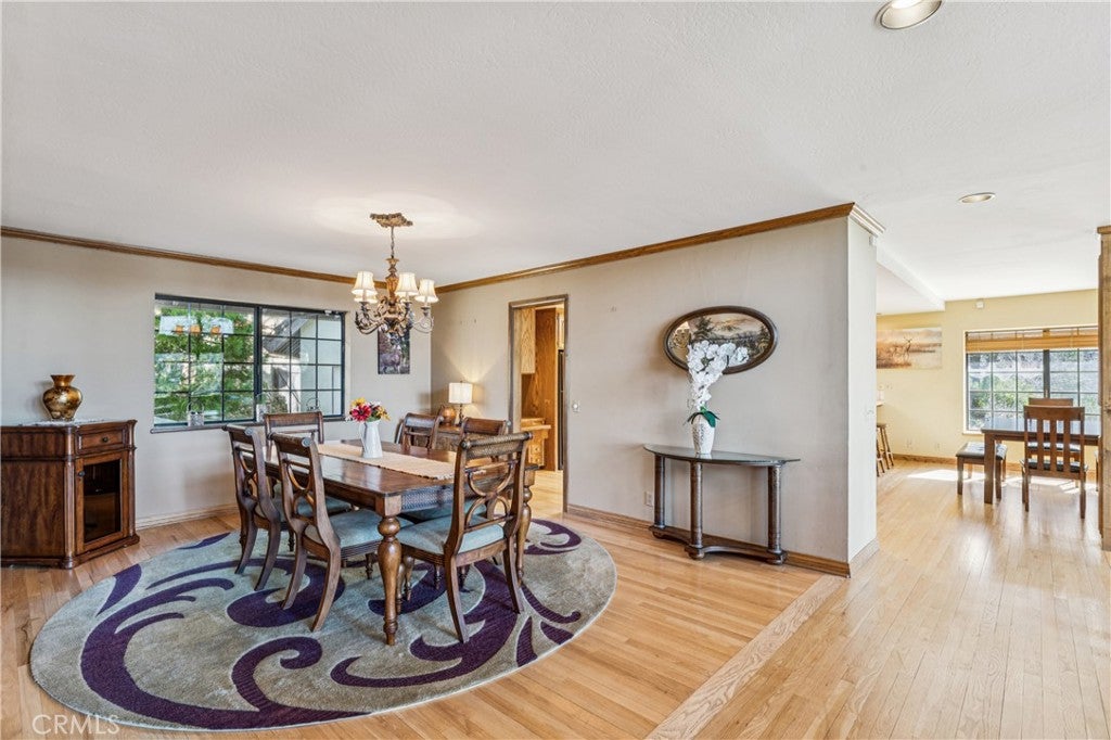 Lake Arrowhead, California, 92352, United States, 4 Bedrooms Bedrooms, ,4 BathroomsBathrooms,Residential,Active,2022363