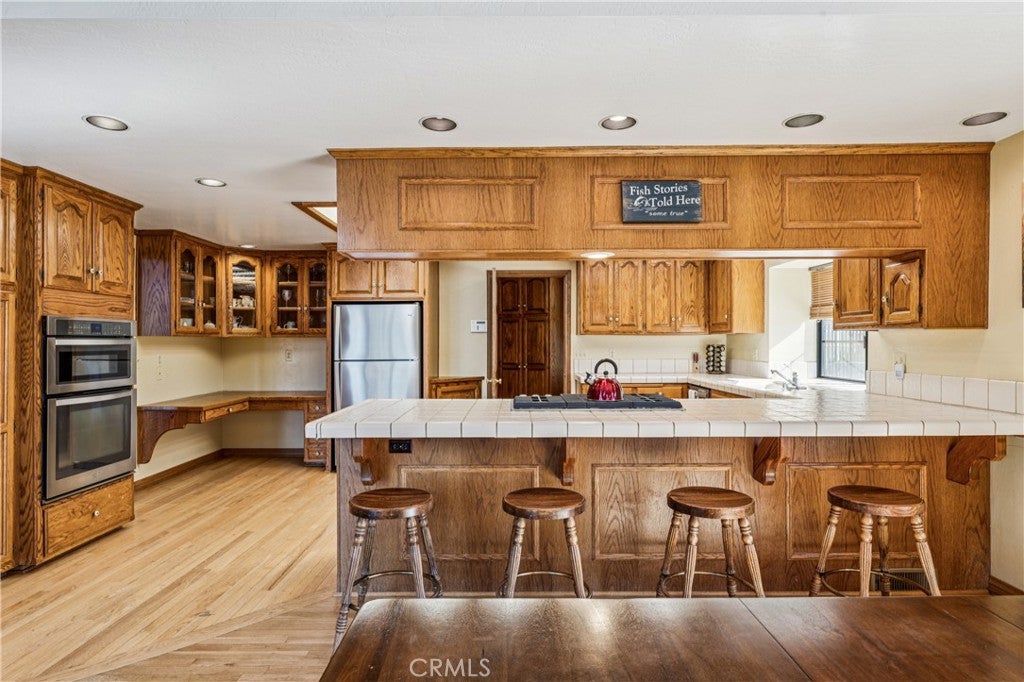 Lake Arrowhead, California, 92352, United States, 4 Bedrooms Bedrooms, ,4 BathroomsBathrooms,Residential,Active,2022363