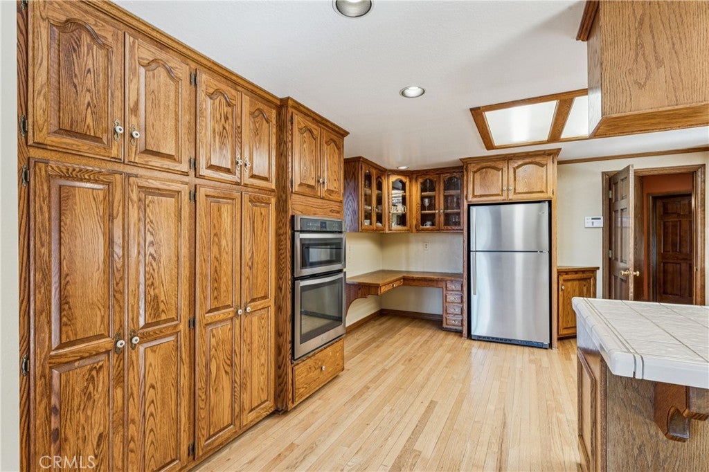Lake Arrowhead, California, 92352, United States, 4 Bedrooms Bedrooms, ,4 BathroomsBathrooms,Residential,Active,2022363
