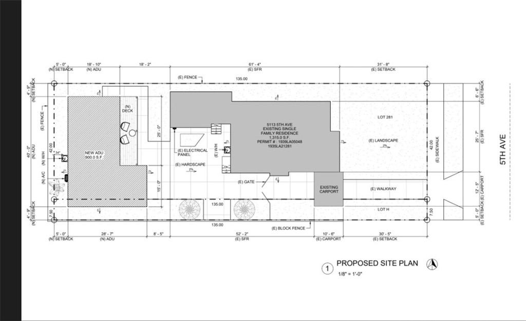 Main image without alt text