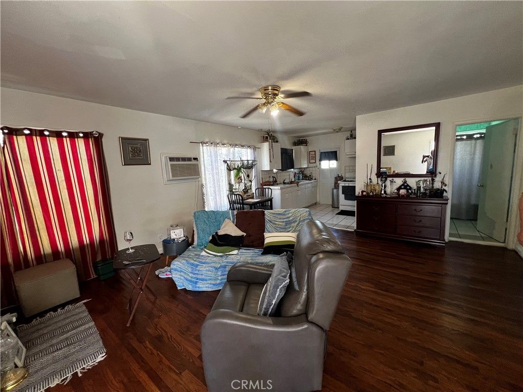 Photo of 5354 De Roja Avenue, Woodland Hills, CA 91364 (MLS # RS25152792)