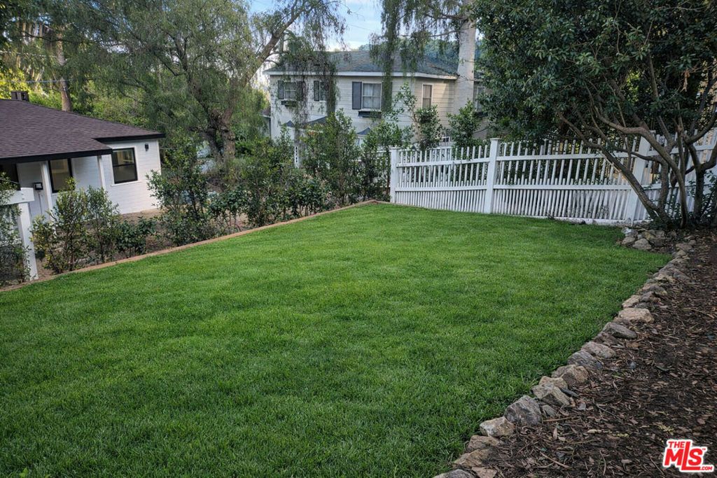 Photo of 9615 Highland Gorge Drive, Beverly Hills, CA 90210 (MLS # 26663891)