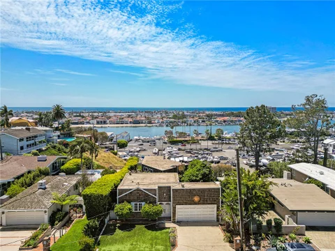 2209 Cliff Drive, Newport Beach, CA 92663 - MLS#: NP26091786