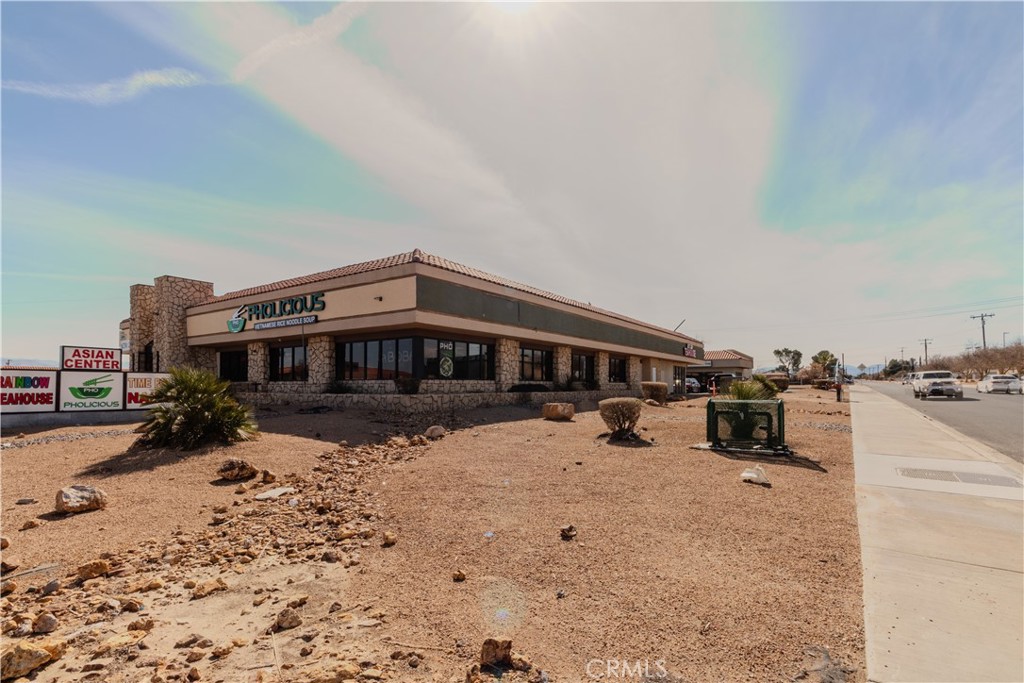 15825 Main Street