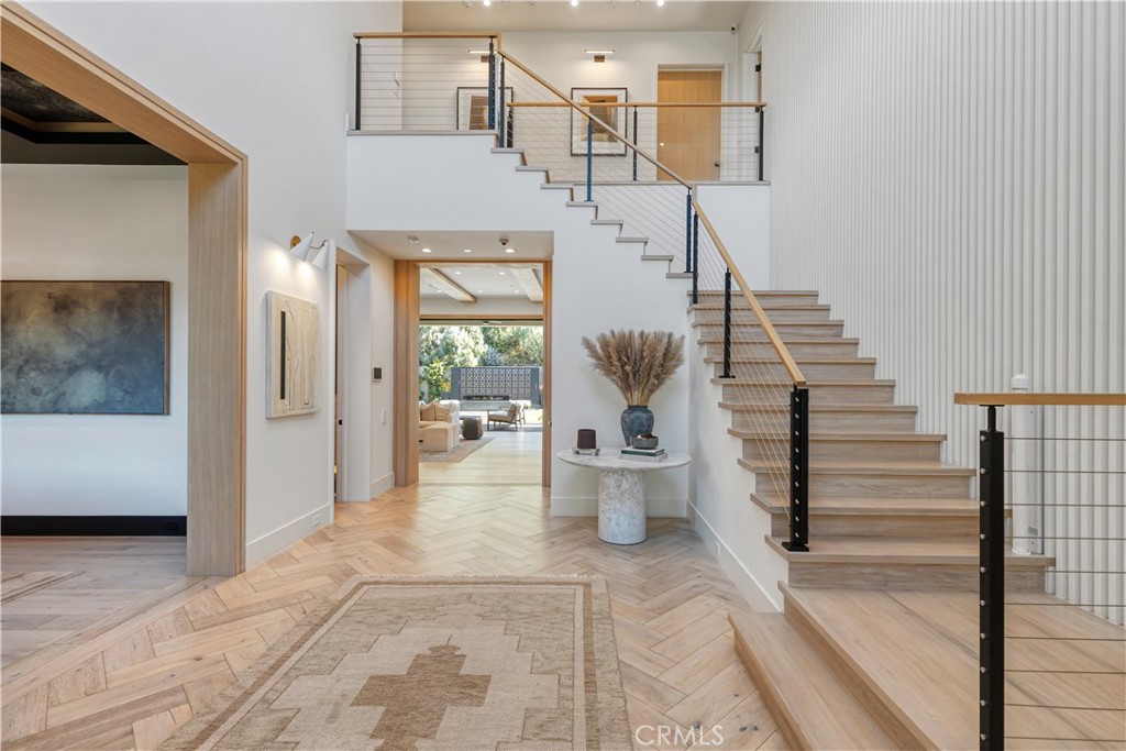 4050 Contera Road