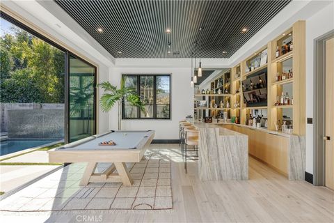 Photo of 4050 Contera Road, Encino, CA 91436 (MLS # SR26073137)