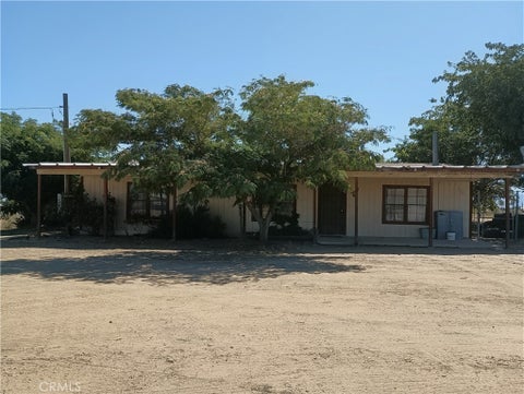 Photo of 7139 Amestoy Road, Oak Hills, CA 92344 (MLS # HD26187987)