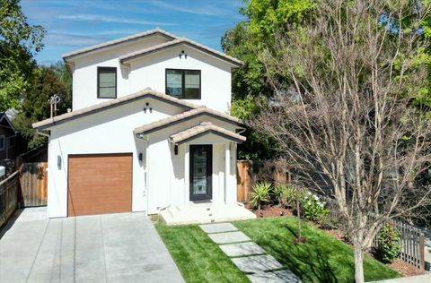 Photo of 1471 Richards Avenue, San Jose, CA 95125 (MLS # ML82039332)