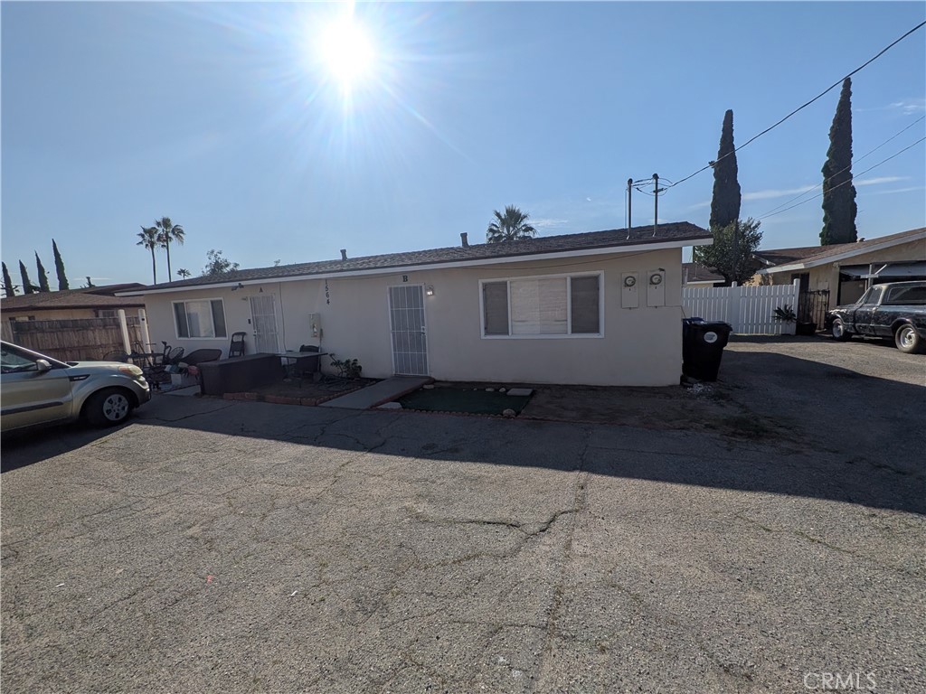 1560 W Ramona