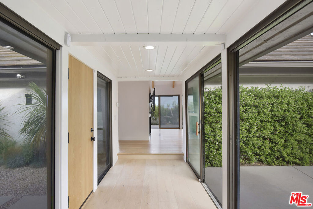 24728 Vantage Point Terrace