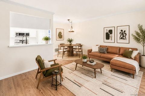 Photo of 4675 Utah St St #5, San Diego, CA 92116 (MLS # 260011117SD)
