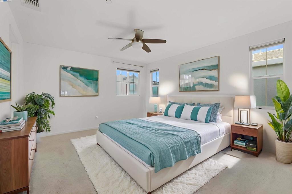 MOUNTAIN HOUSE - Residential