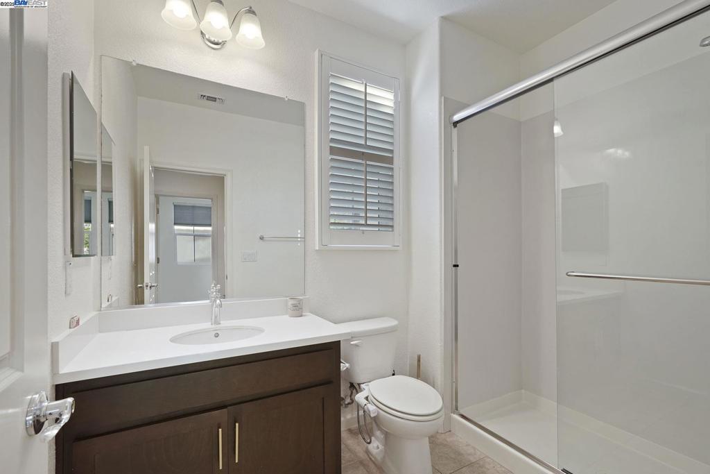 MOUNTAIN HOUSE - Residential